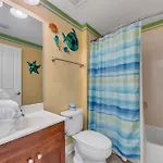 Aqua Resort 706