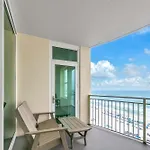 Aqua Resort 706